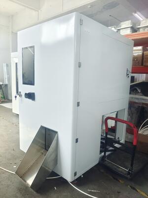 हेलो वेंडिंग मशीन आपूर्तिकर्ता स्क्रीन 24 घंटे आइस वेंडिंग मशीन के लिए स्वचालित पैकिंग आइस एटीएम आइस वेंडिंग मशीन